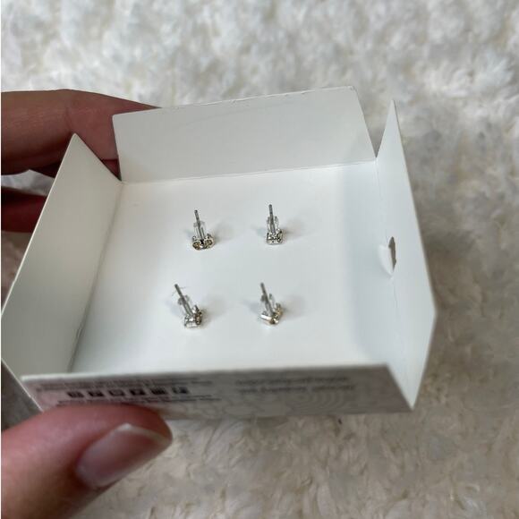 Sanrio Hello Kitty and Friends Rainbow and Face Stud Earring Set NEW 2 Pairs - Picture 3 of 9